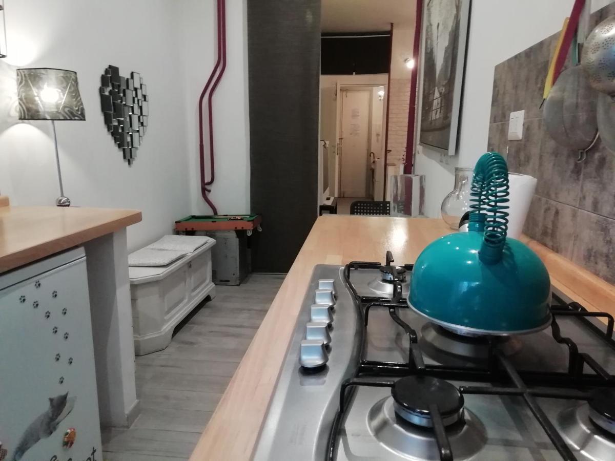 White Apartment Roma Ngoại thất bức ảnh