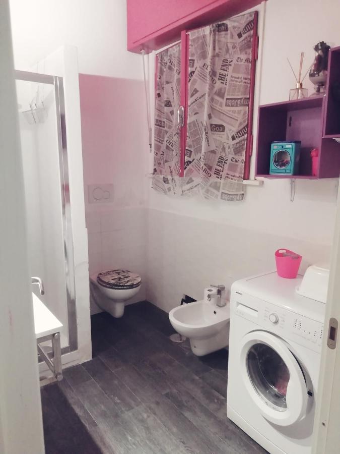 White Apartment Roma Ngoại thất bức ảnh