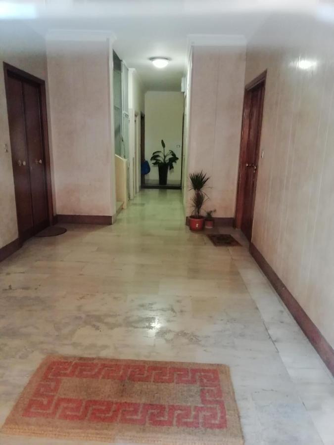 White Apartment Roma Ngoại thất bức ảnh